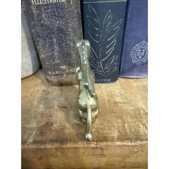 Vintage Small Solid Brass Winged  Horse Pegasus Figure 3” Paperweight Mythical - Picture 4 of 5